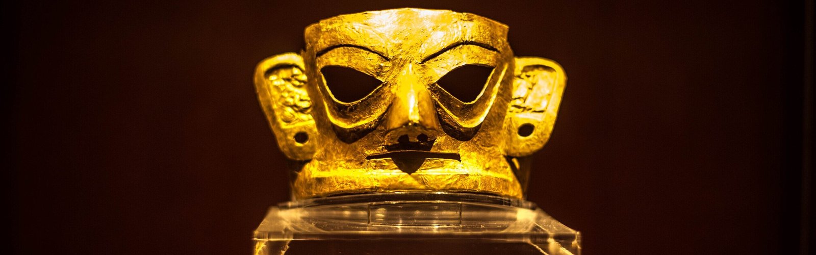The Three Kingdoms Period (AD 220–280) — Heroes Emerged in Troubled Times