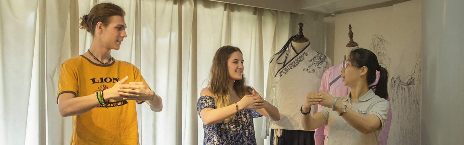 Do and Don'ts in China — A Guide to Chinese Etiquette