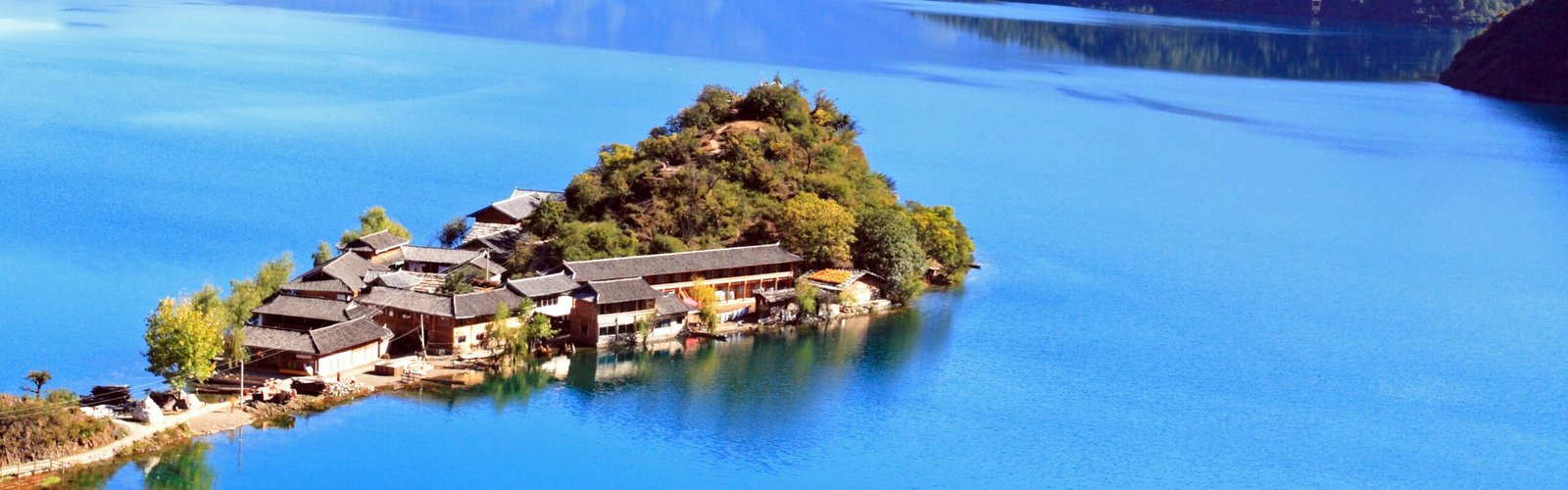  Lugu Lake- Explore the Secluded Beauty and Matriarchal Mosuo 