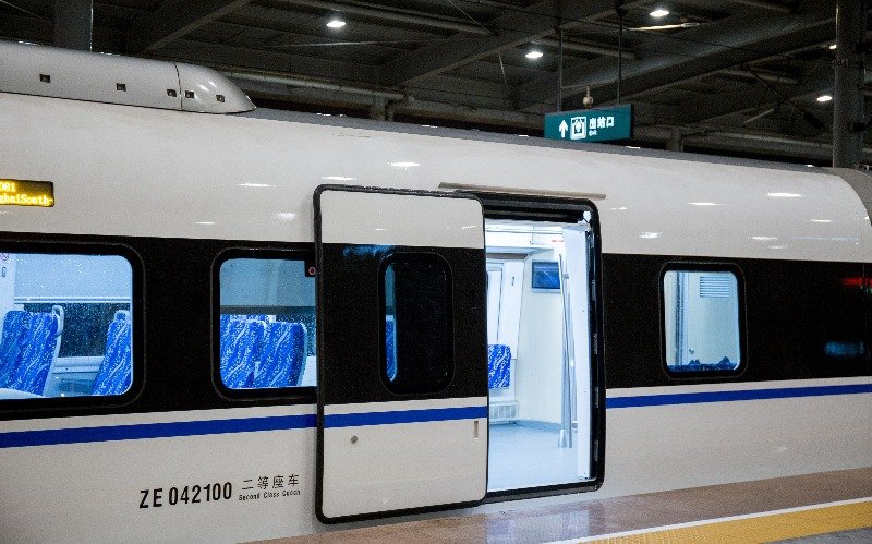 What Do Chinese Trains Look Like? 