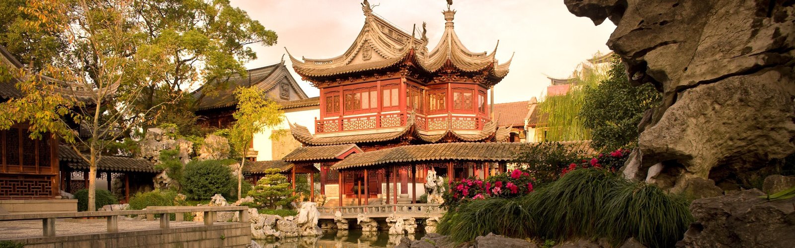 Shanghai Weather in November 2026: Vibrant Autumn Colors