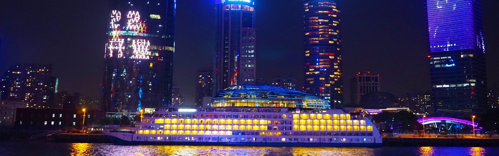 Shanghai Huangpu River Cruise: Route, Price, Tips