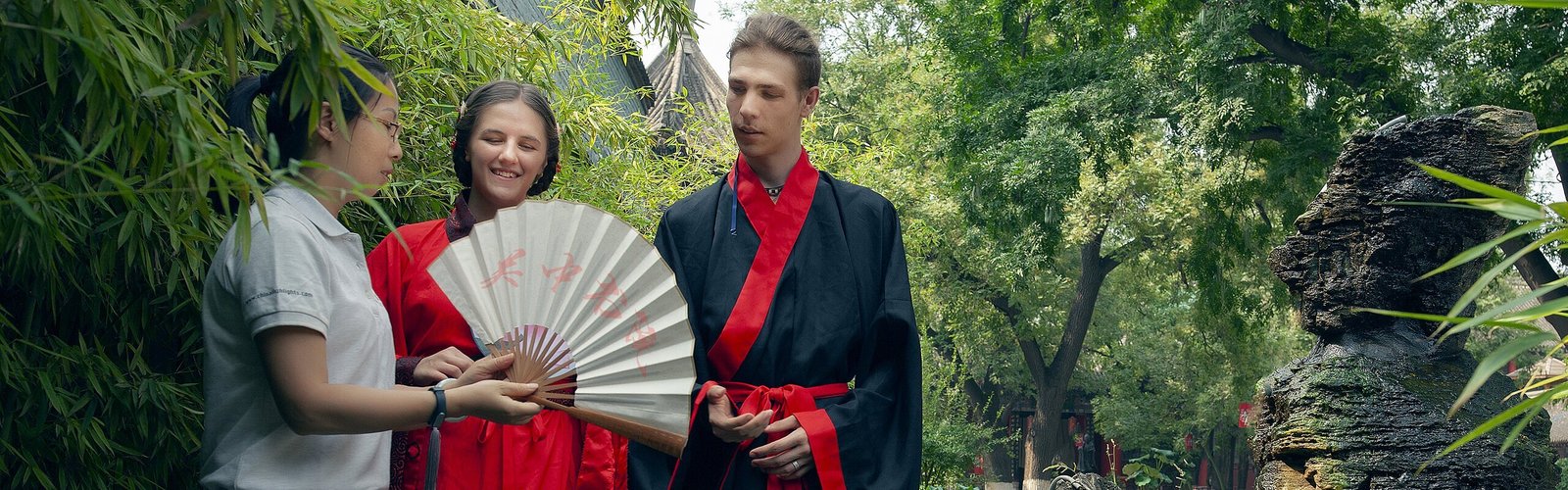 How to Take the Best Hanfu Photos in Xi'an